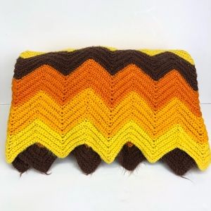 Retro Crochet Chevron Blanket Throw